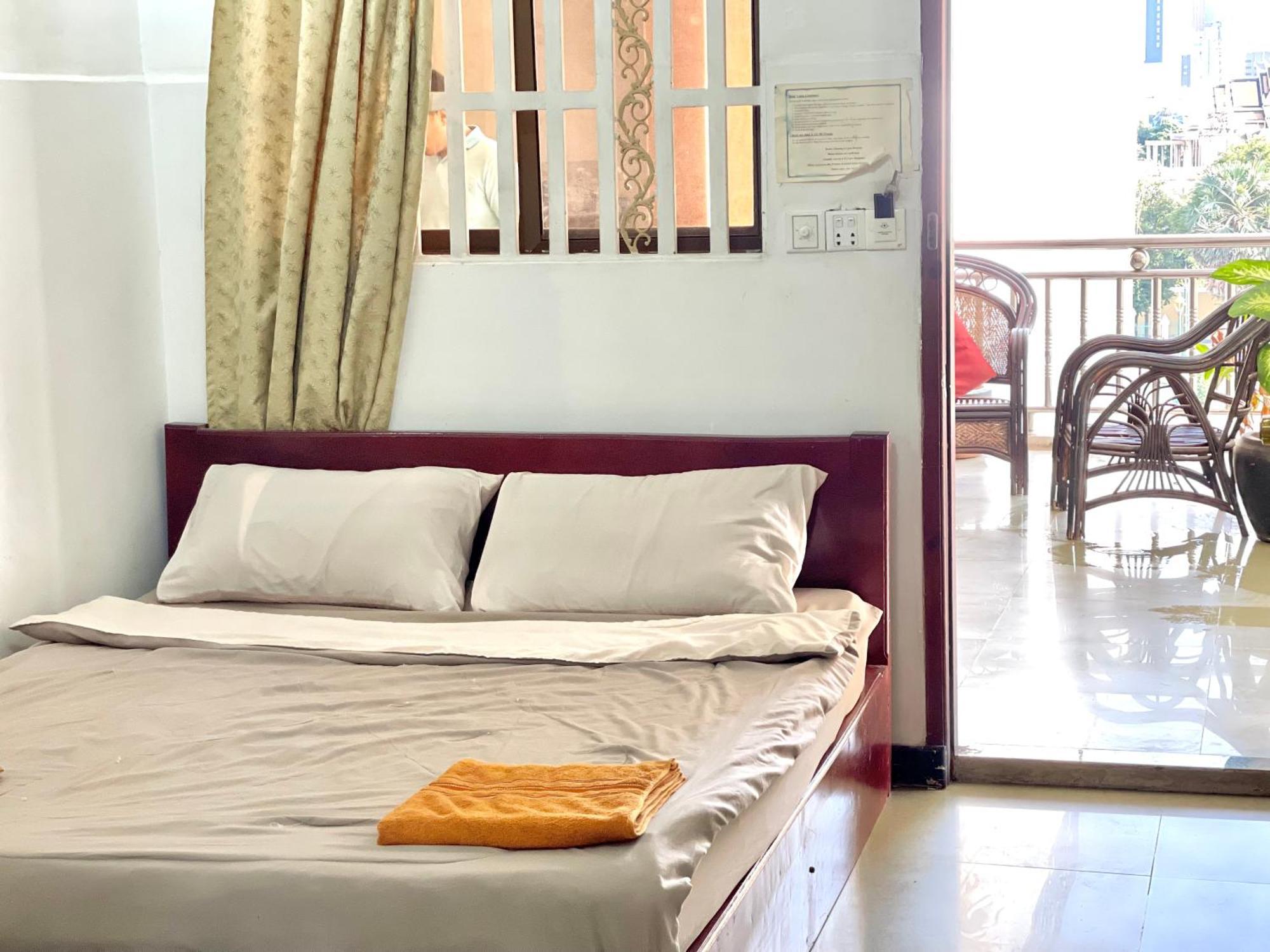 Rs Central Apartments - 200M To Royal Palace Phnom Penh Extérieur photo