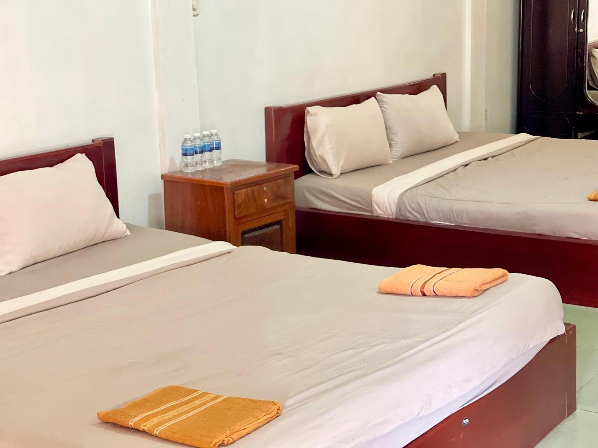 Rs Central Apartments - 200M To Royal Palace Phnom Penh Extérieur photo